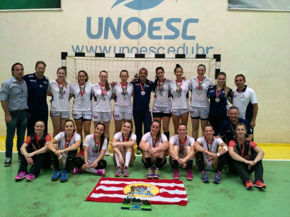 Blumenau é campeã dos Jasc no bolão 16 e no basquete feminino
