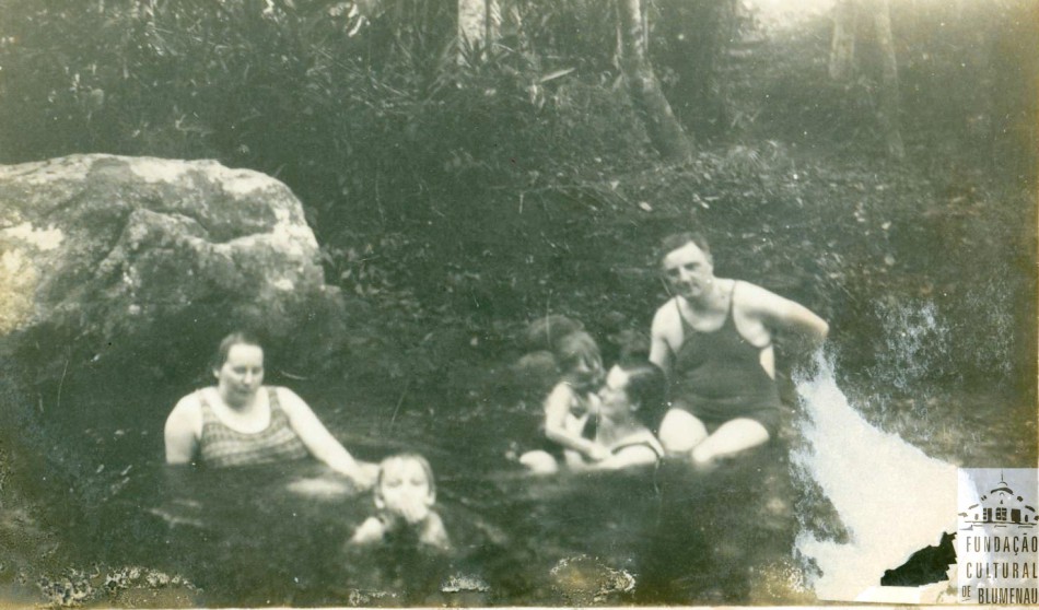 Memória Digital: um balneário em Blumenau