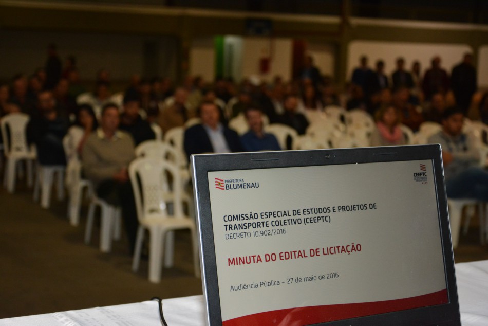 Audiência Pública apresenta minuta do edital para nova concessão do transporte coletivo