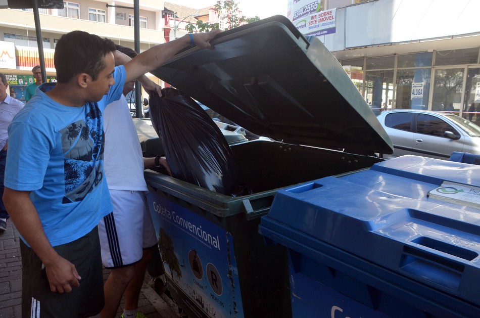 Bairros vão ganhar contêineres para coleta de lixo
