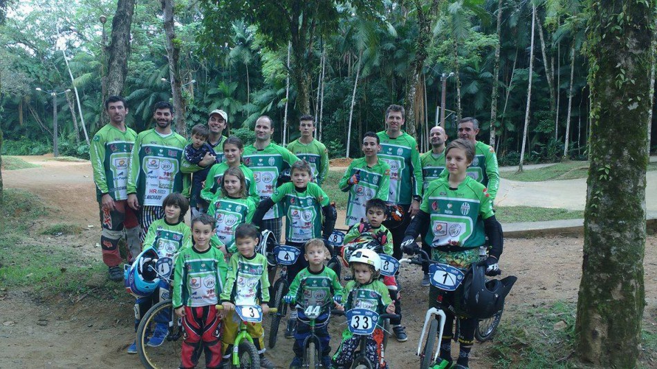 Blumenau conquista bons resultados na etapa estadual de bicicross