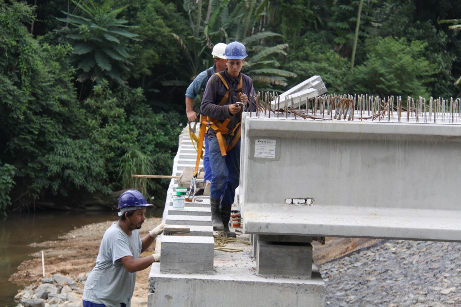 Avançam construções no prolongamento da Rua Humberto de Campos 