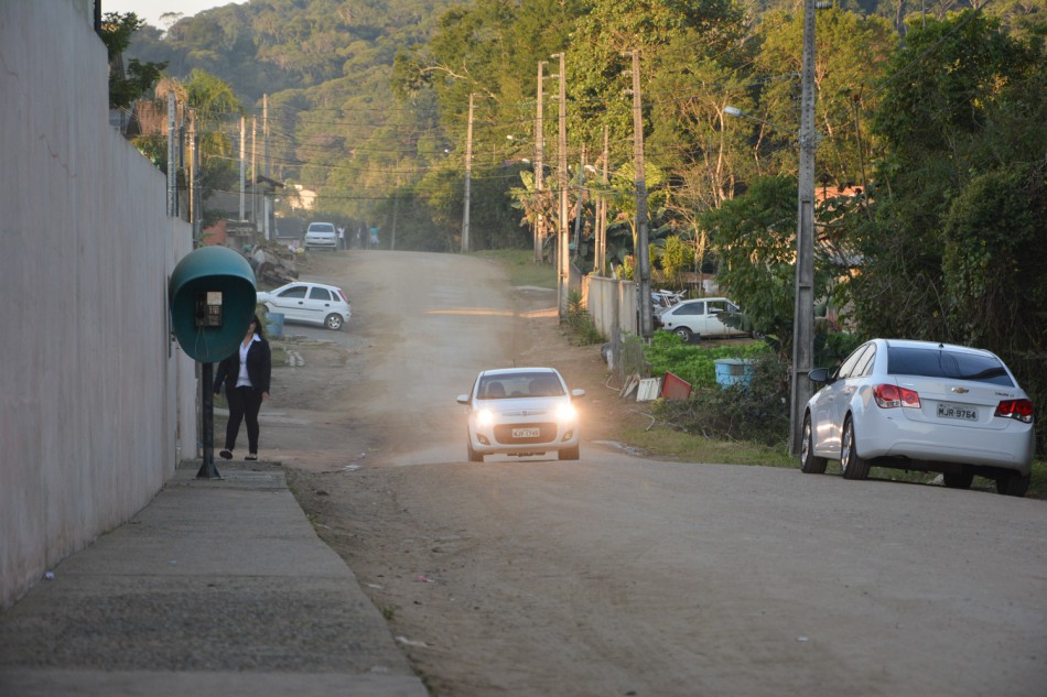Prefeitura emite ordens de serviço para início de quatro novas obras