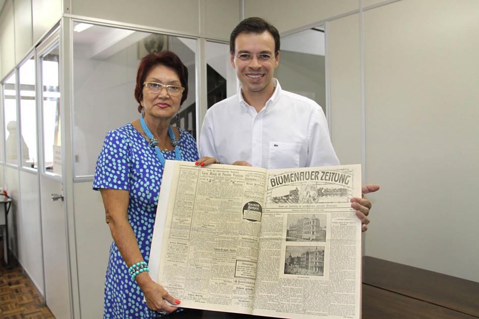 Fundação Cultural digitaliza todas as edições do 1º jornal de Blumenau