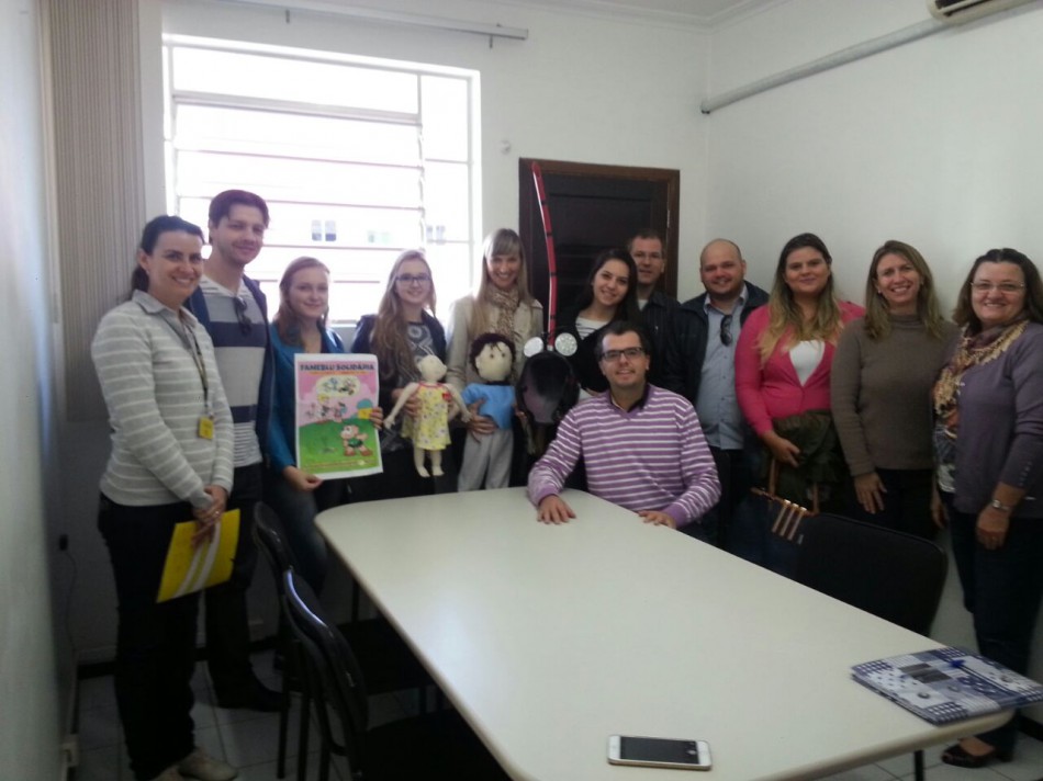 Prefeitura recebe doações de materiais educativos sobre o Aedes aegypti