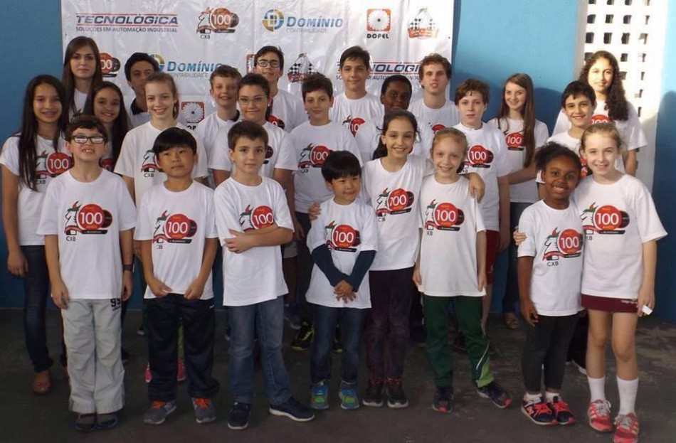 Blumenau vence estadual juvenil de xadrez