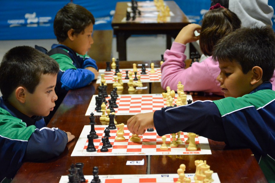 Jogos Escolares Municipais de Xadrez movimentam 23 escolas