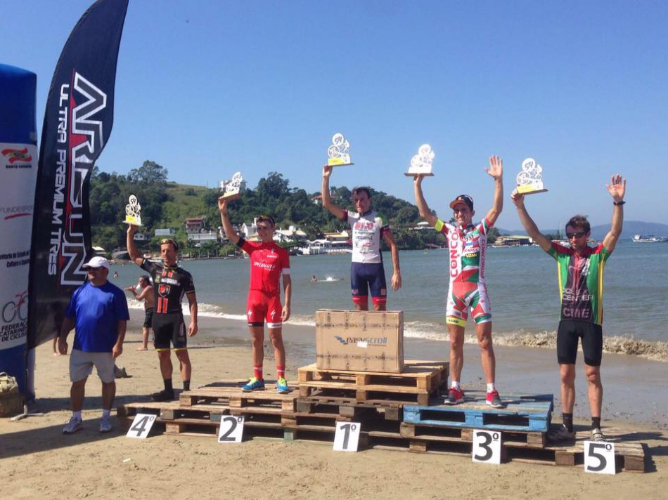 Ciclista blumenauense é campeão em Itapema