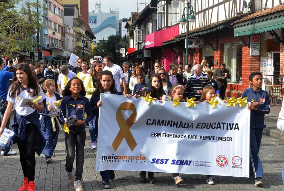 Prefeitura apoia o movimento Maio Amarelo