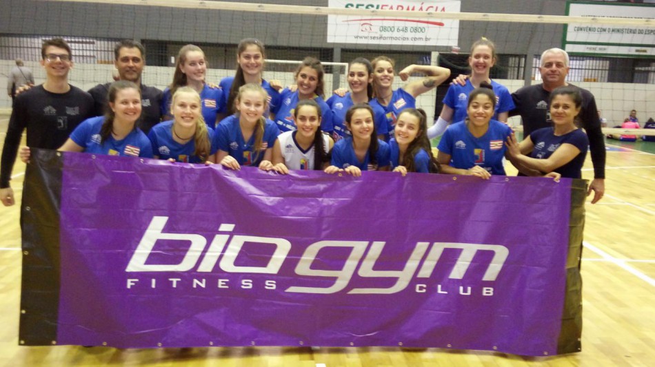 Voleibol feminino com bons resultados no fim de semana