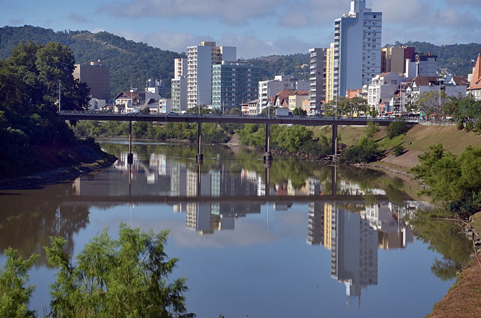 Blumenau supera cidade mexicana em disputa no Dia do Desafio