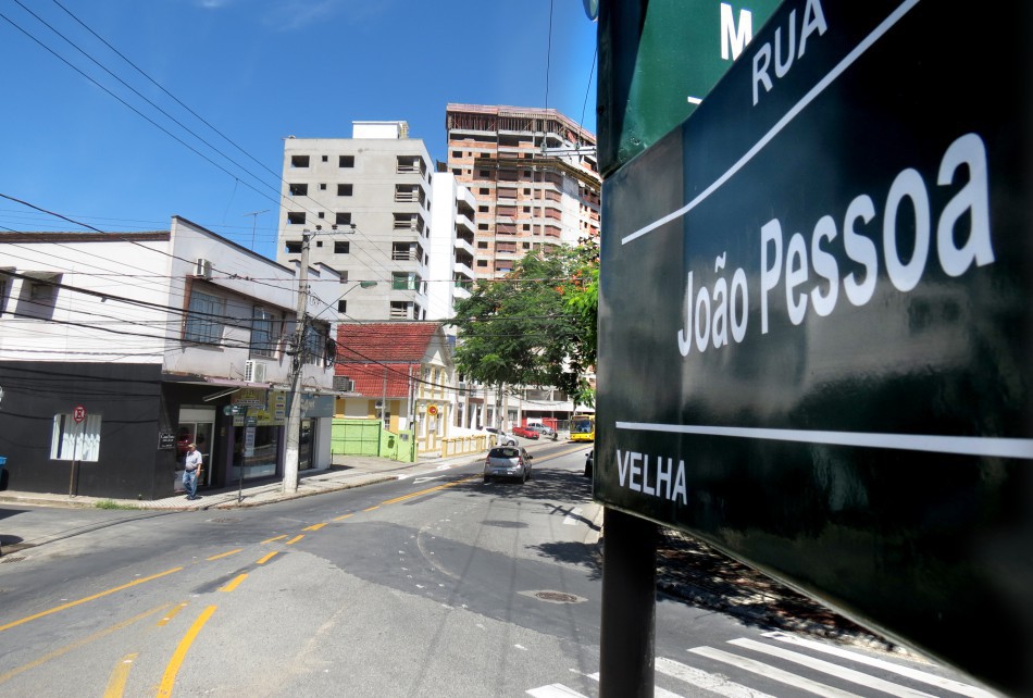 Rua João Pessoa terá alteração no trânsito a partir do dia 19