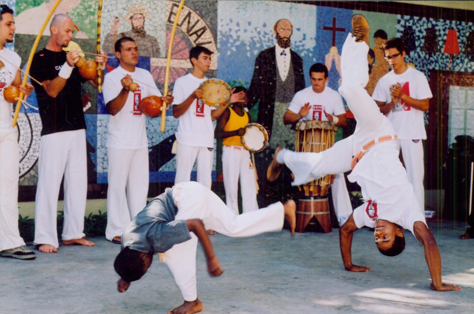 Memória Digital: Grupo Muzenza de Capoeira