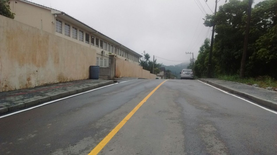 Prefeitura entrega pavimentação da Rua August Reinhold, no Nova Esperança
