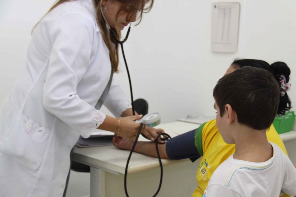 Quatro novos médicos começam a trabalhar nesta segunda-feira, dia 19