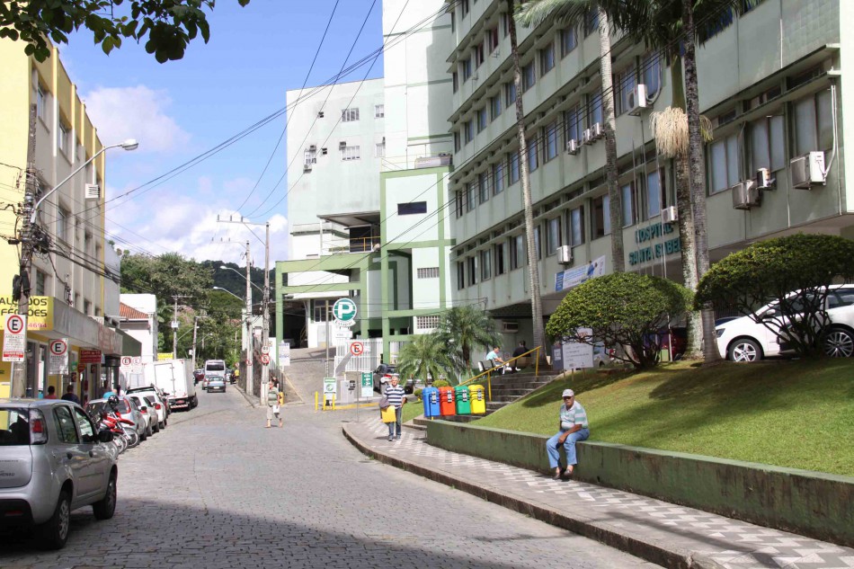 Samae realiza ampliação de rede de água na Rua Victor Hering