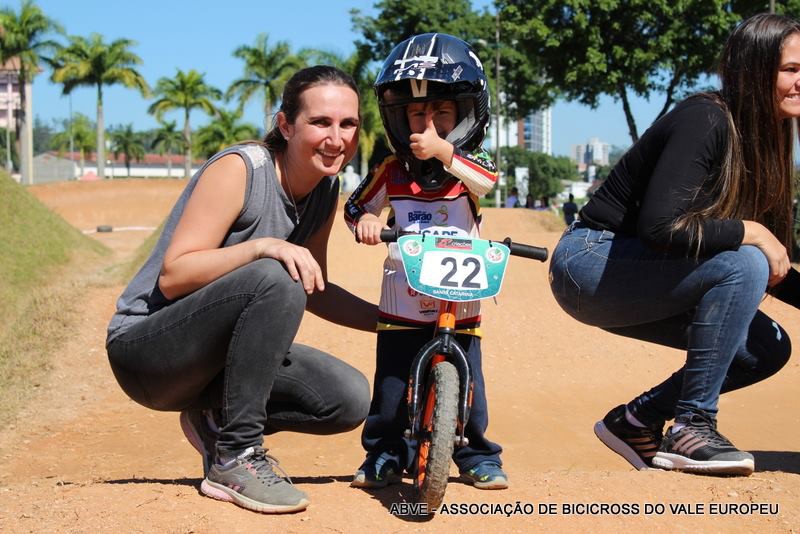 Blumenau participa da primeira etapa do Catarinense de bicicross em Brusque