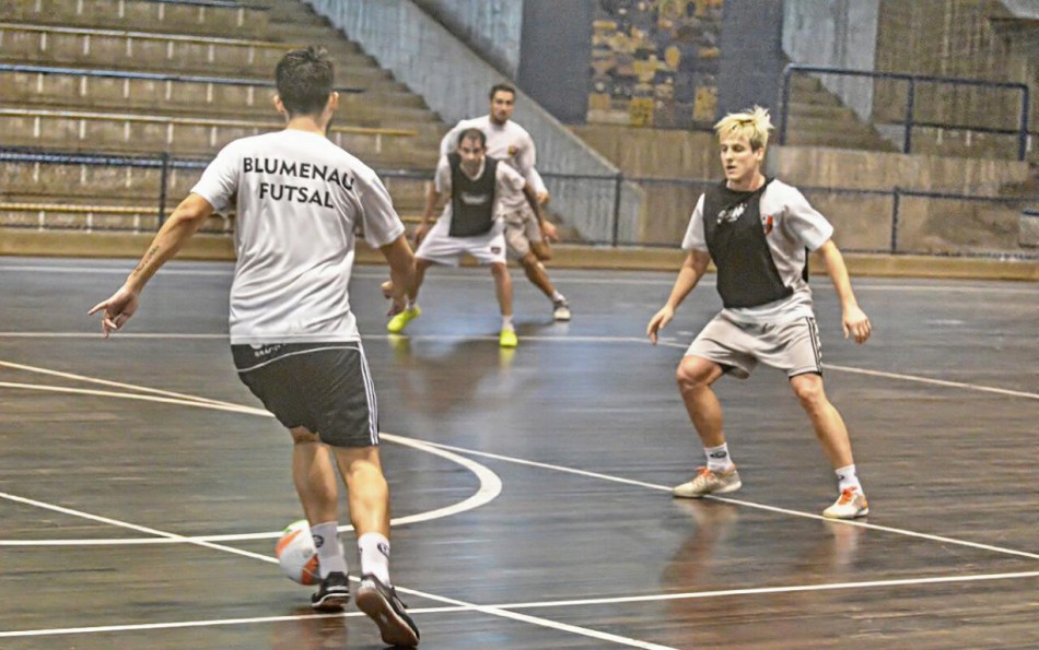 Blumenau Futsal enfrenta Joinville pela Copa Santa Catarina