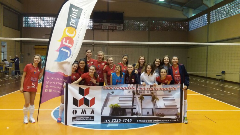 Vôlei infantil feminino termina em segundo lugar em etapa do Estadual