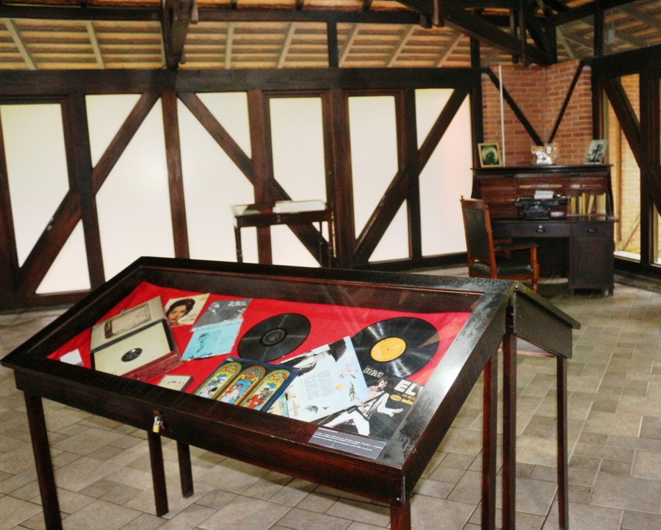 FCBlu prorroga exposição alusiva aos arquivos históricos