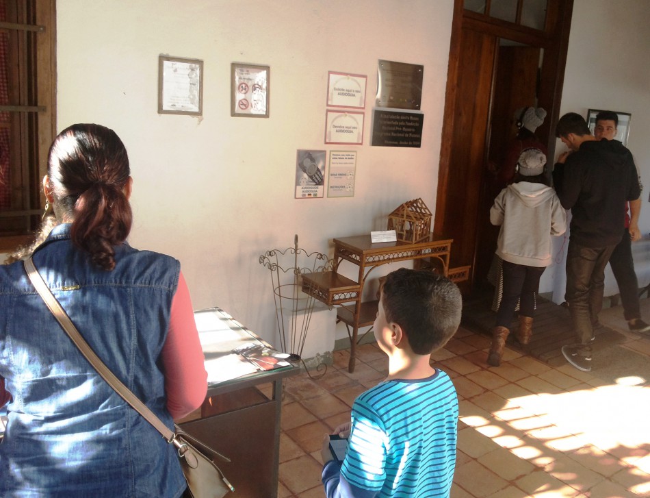 Museus públicos atraem escolas e universitários