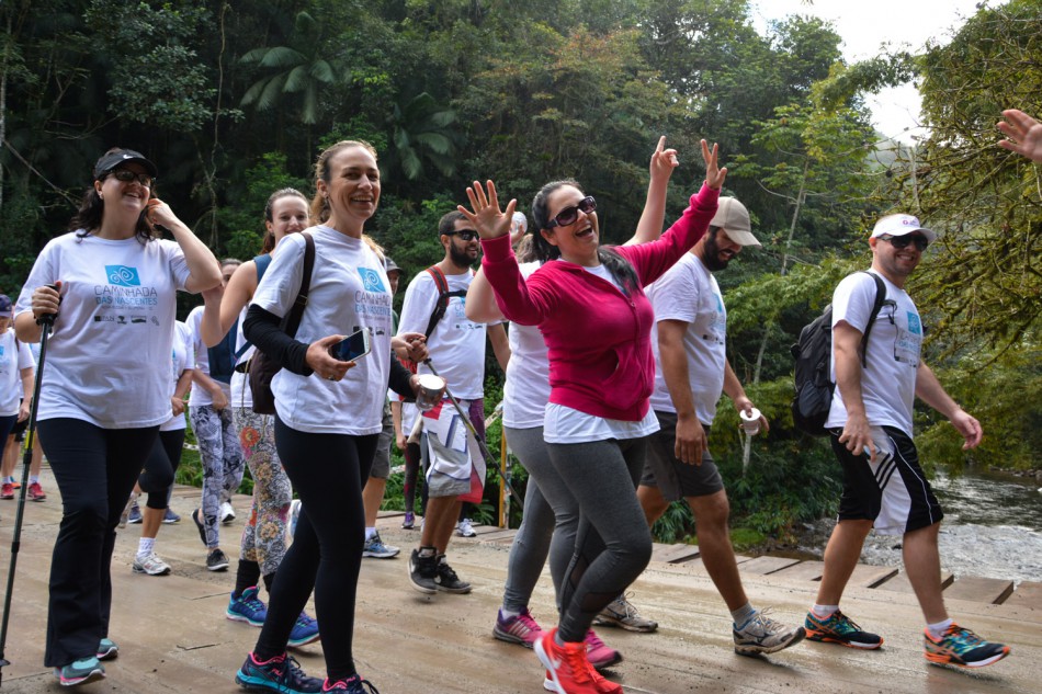 Caminhada das Nascentes reúne mais de 140 pessoas no domingo