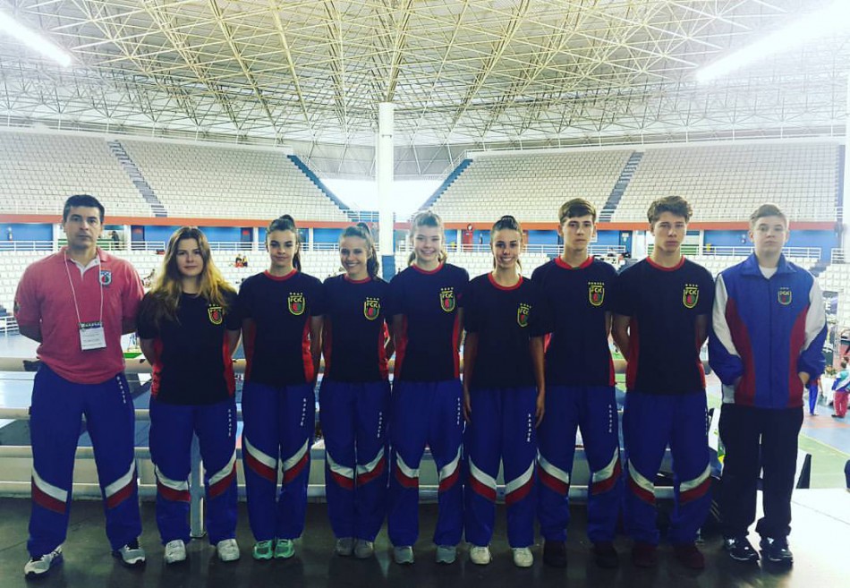 Oito atletas de Blumenau se classificam para o Pan-Americano de Karatê