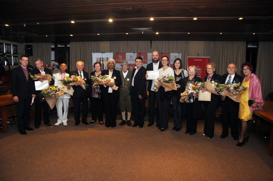 Personalidades da cultura são homenageados na Prefeitura