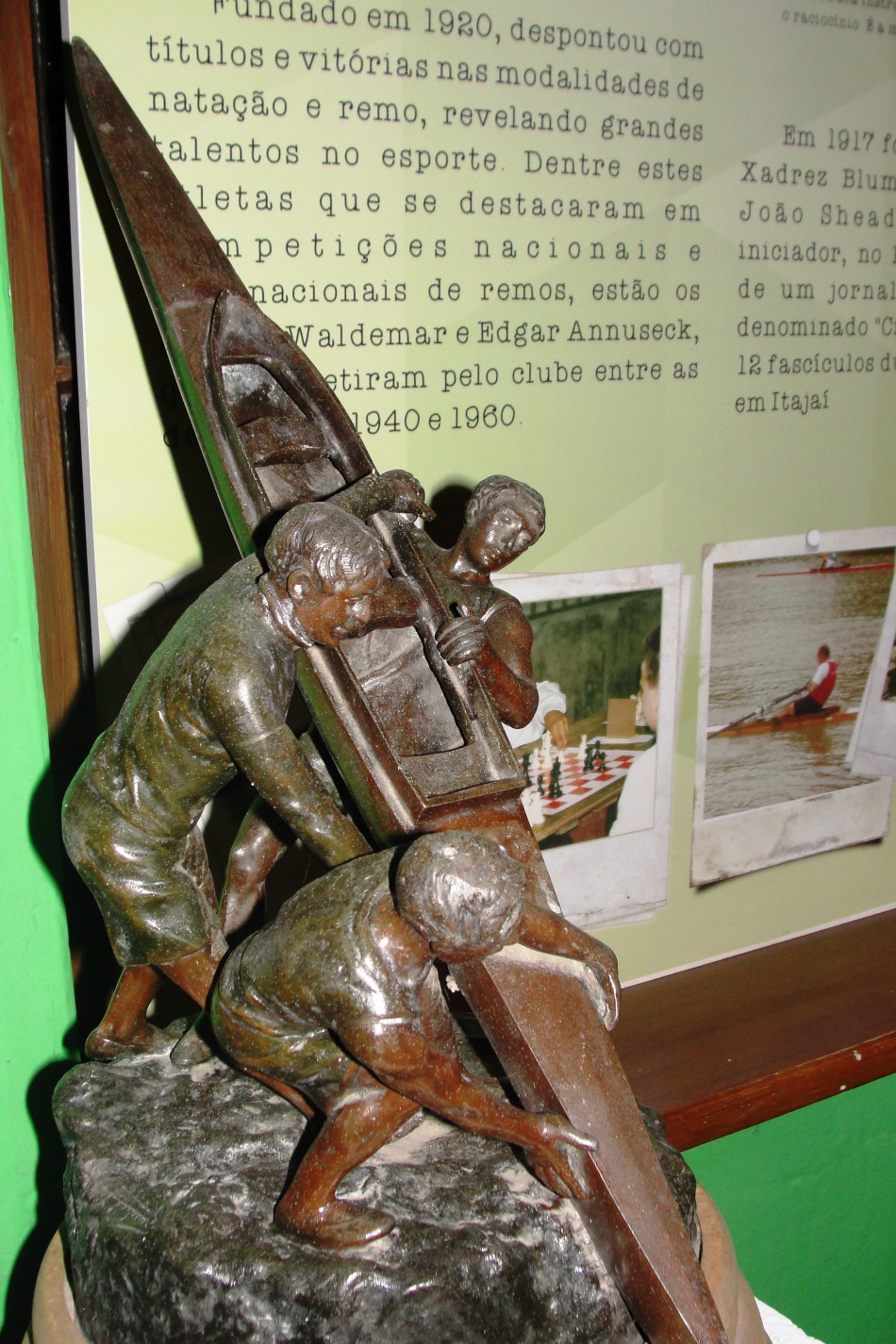 Museu da Família Colonial prorroga exposição esportiva
