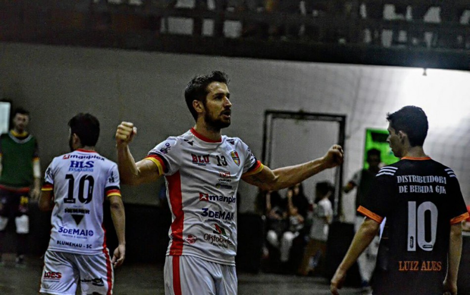 Blumenau Futsal vence Luiz Alves fora de casa pela Copa SC
