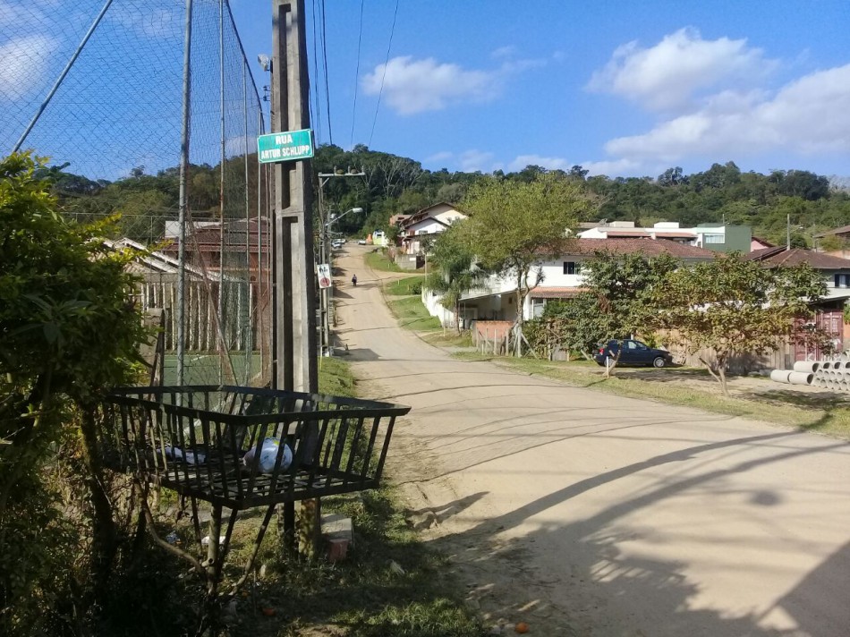 Prefeitura dá ordem de serviço para três novas pavimentações