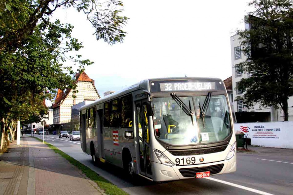 Troncal 32 tem alteração em itinerário em dois horários