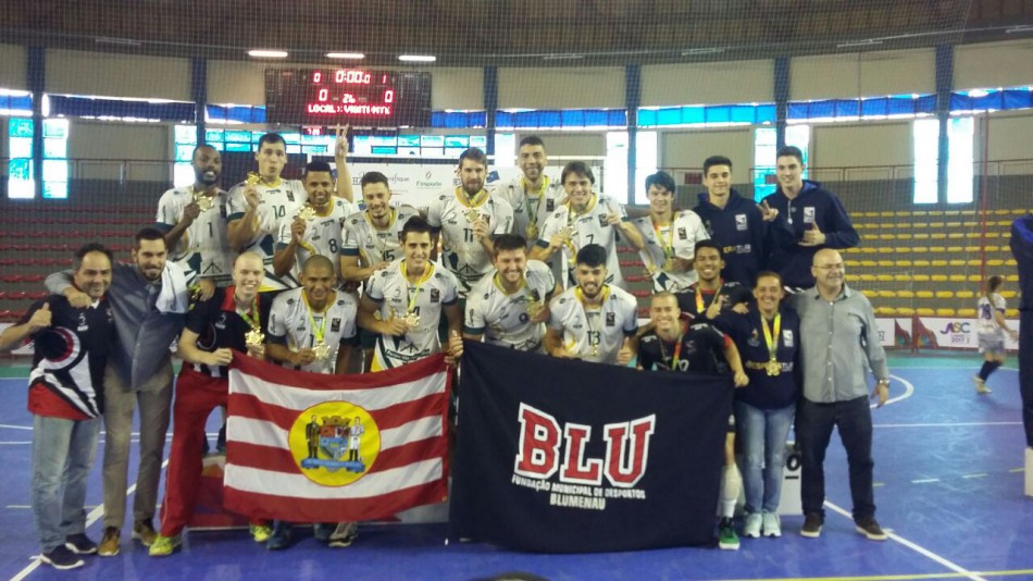 Vôlei masculino e bolão 23 feminino são campeões nos Jogos Abertos