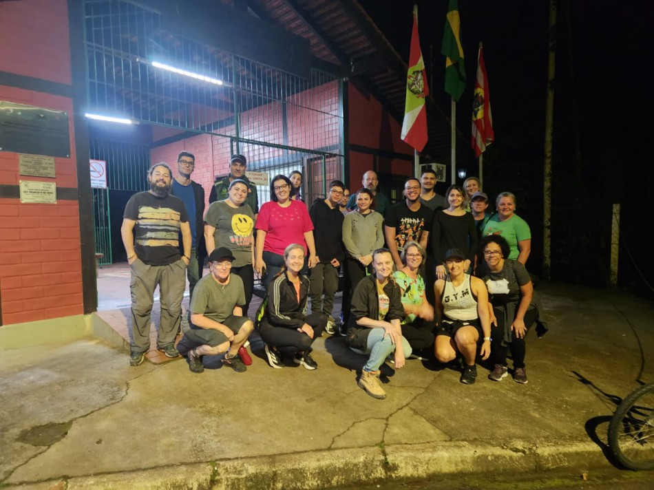Caminhadas Noturnas no Parque São Francisco reúnem mais de 50 participantes