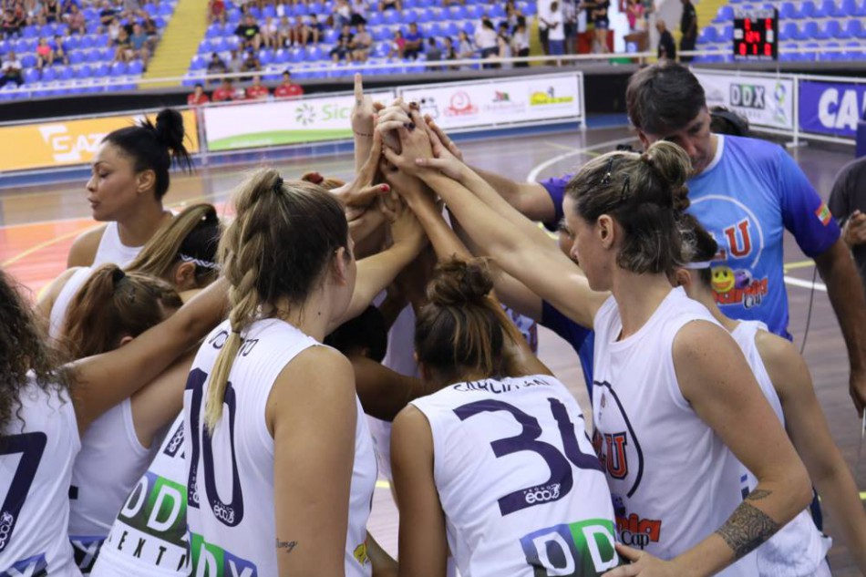 Blumenau enfrenta Santo André pela Liga de Basquete Feminino