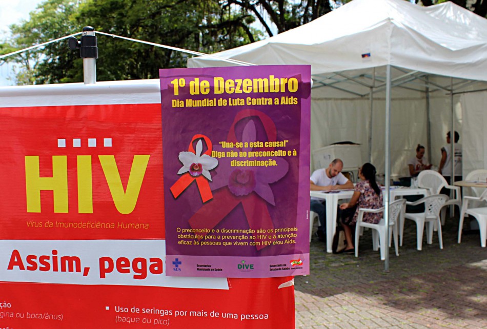 Ação do Dia Mundial de Luta Contra a Aids é realizada no Centro