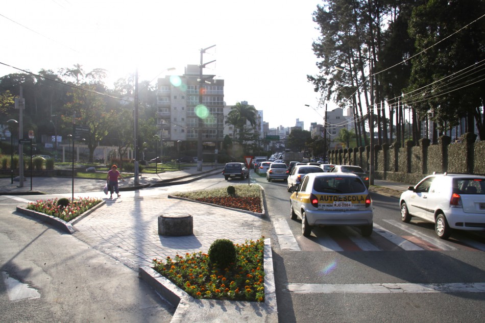 Rua Antônio da Veiga será parcialmente interditada para manutenção