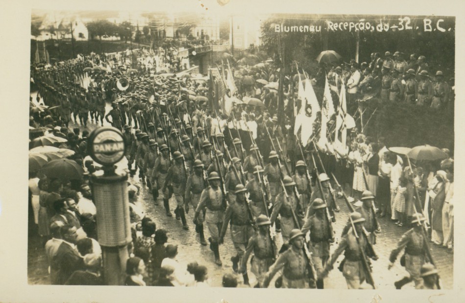 Memória Digital: Exército
