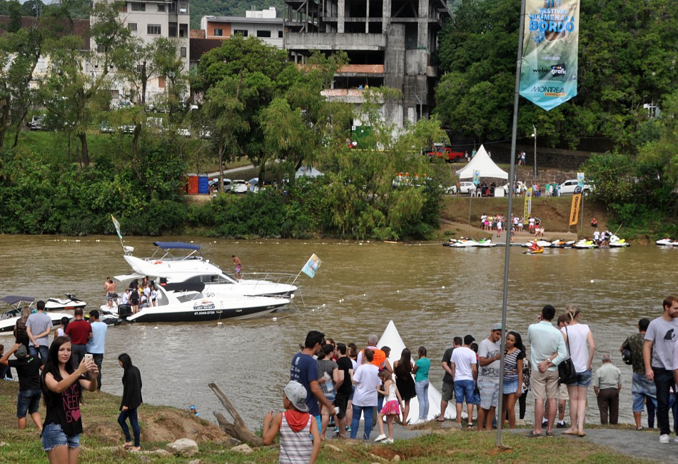 Blumenau a Bordo ocorrerá neste domingo