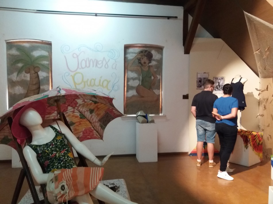 Turista búlgara visita museus do Centro Histórico de Blumenau