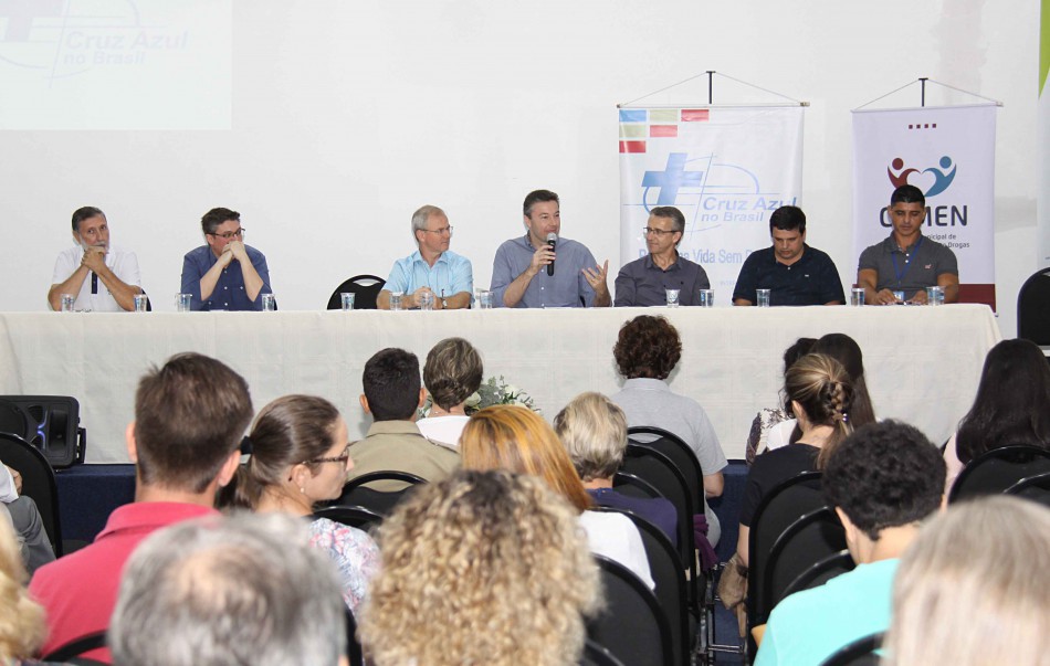 Seminário de prevenção ao álcool reúne rede de atendimento