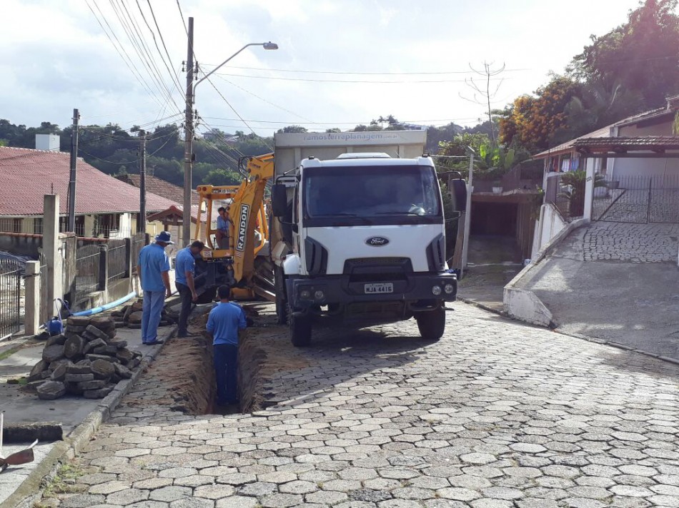 Samae realiza implantação de booster no bairro Fortaleza