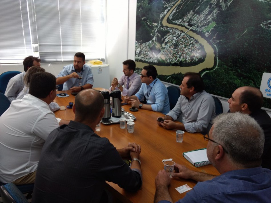 Modelo de gestão do Samae é pauta de reunião com comitiva de Pelotas