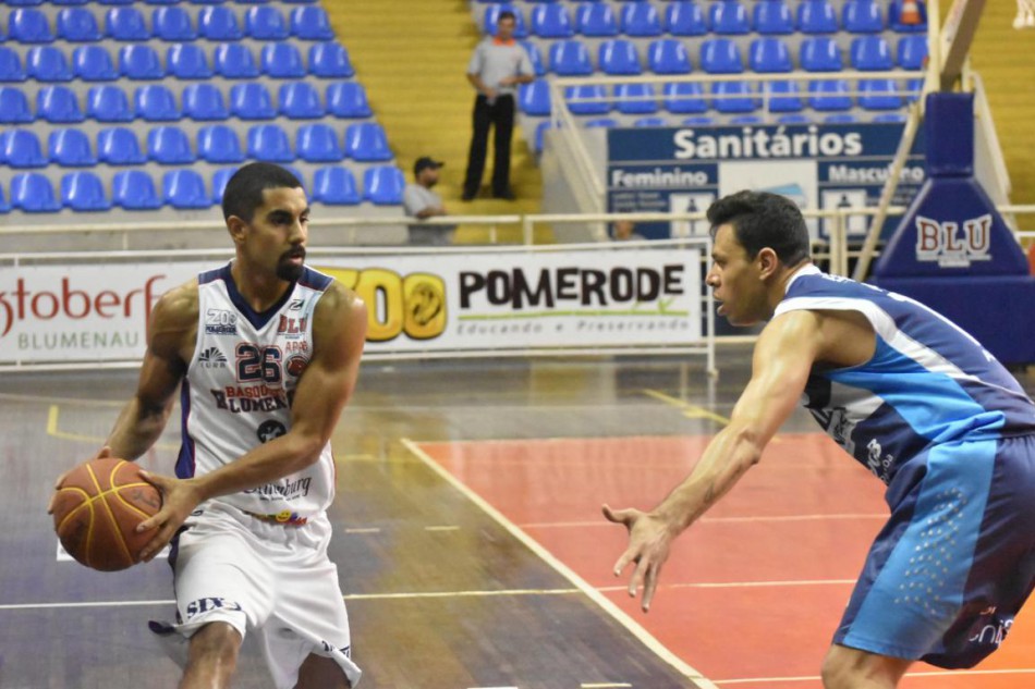 Basquete masculino vence Unifacisa (PB) pela Liga Ouro
