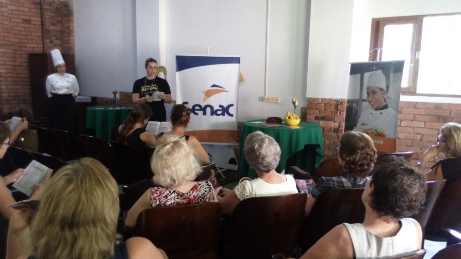 Centro Cultural da Vila Itoupava recebe grupo preocupado com bem-estar