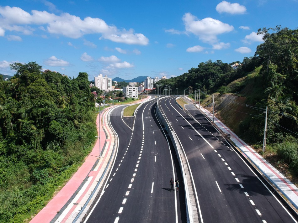 Blumenau tem maior volume de obras da história do município