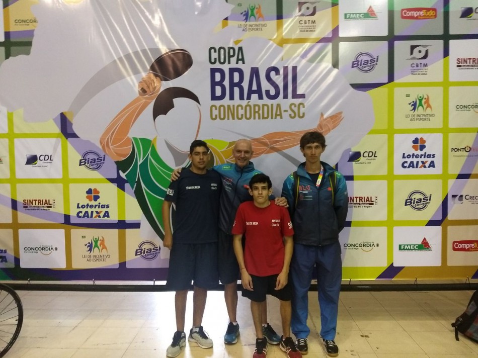 Paratleta de Blumenau conquista bronze na Copa Brasil de Tênis de Mesa