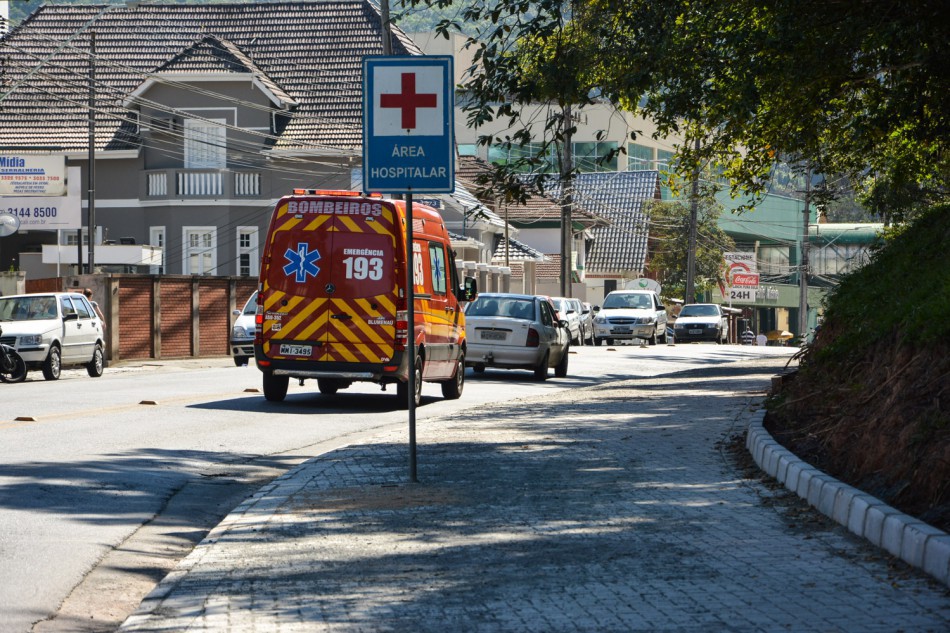 Obras na Rua Itajaí atingem 20% de execução