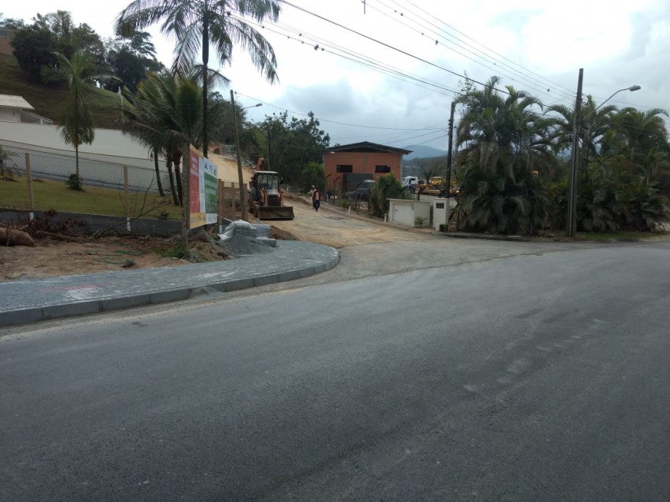 Rua Gustavo Henschel será interditada nesta sexta