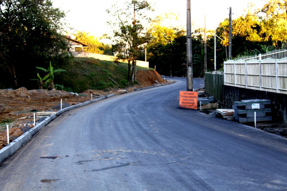 Obras na Rua Arnold Hemmer atingem 60% das execuções